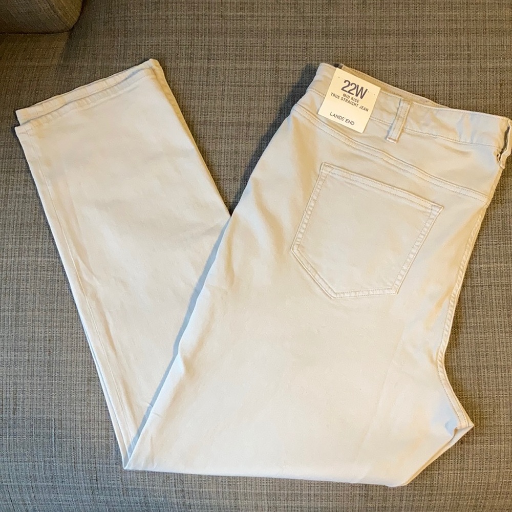 NWT Lands’ End Mid Rise True Straight Jean sz 22W